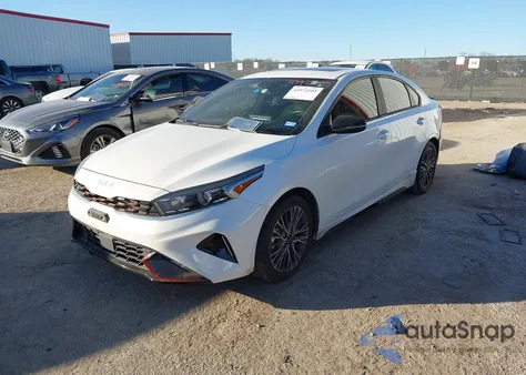 2023 Kia Forte Gt-Line z USA, uszkodzony, nr VIN 3KPF54AD3PE670194
